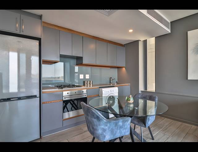 1 BEDROOM APARTMENT FOR SALE IN UMHLANGA RIDGE